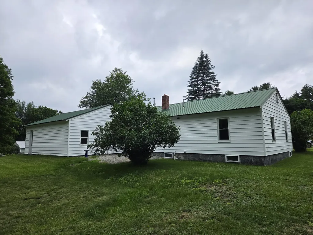 7 Turner Lane Paris ME 04281