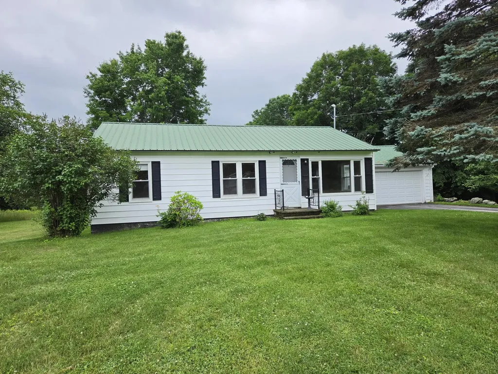 7 Turner Lane Paris ME 04281