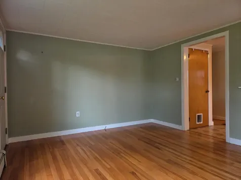 7 Turner Lane Paris ME 04281