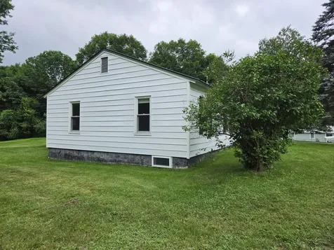 7 Turner Lane Paris ME 04281