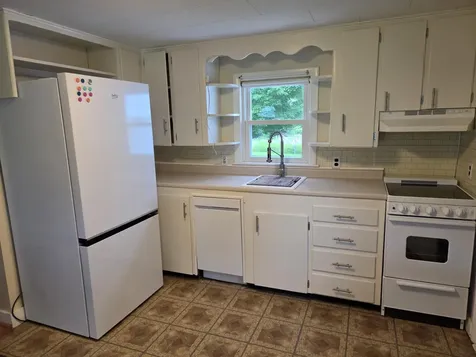 7 Turner Lane Paris ME 04281