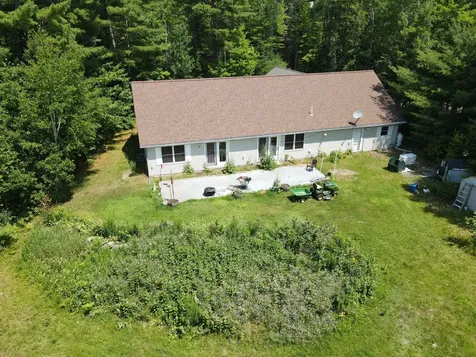 43 Richards Road Glenburn ME 04401