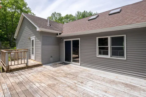 9 Graytown Road Sedgwick ME 04676