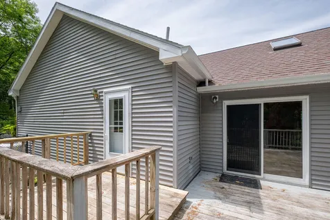 9 Graytown Road Sedgwick ME 04676