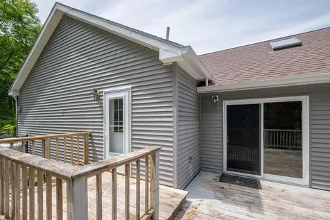 9 Graytown Road Sedgwick ME 04676