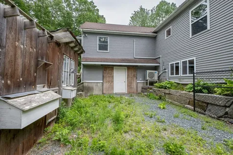 9 Graytown Road Sedgwick ME 04676
