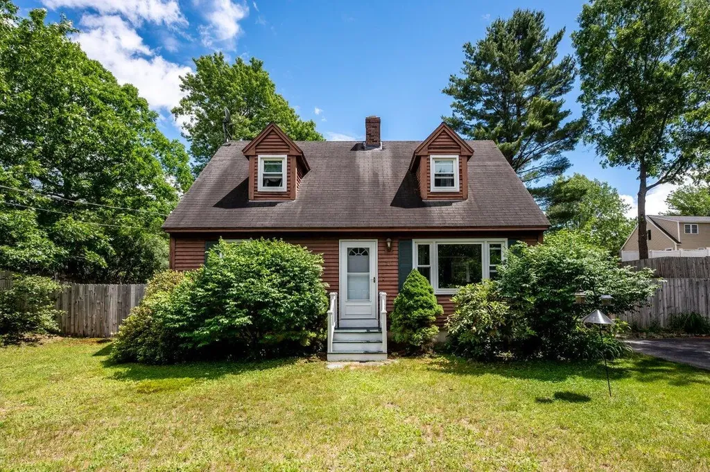 23 Plaza Drive Sanford ME 04073