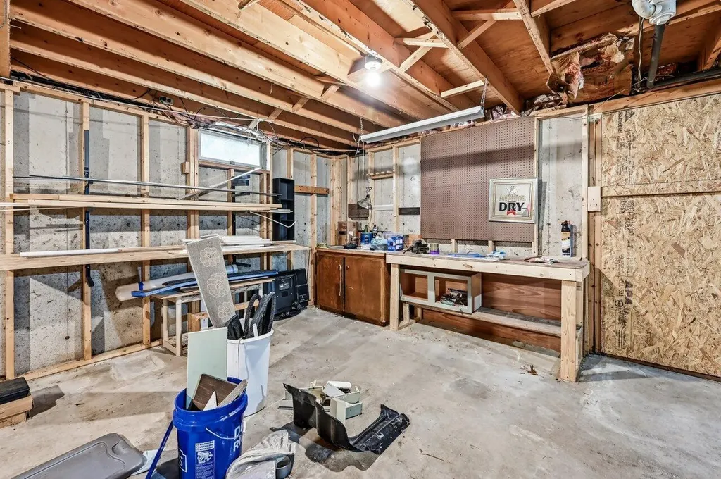 23 Plaza Drive Sanford ME 04073
