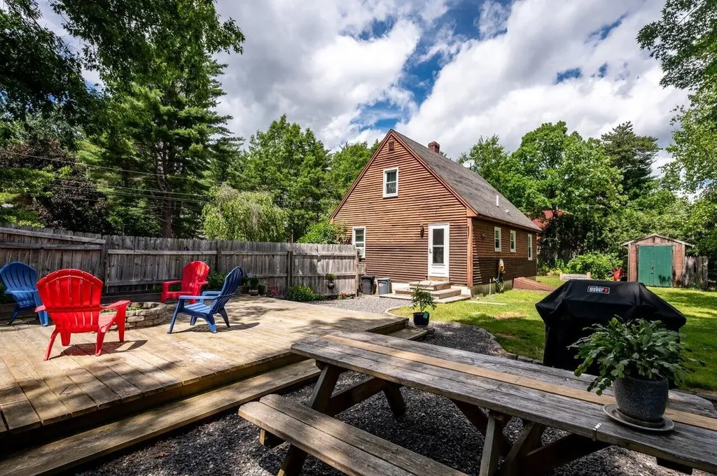 23 Plaza Drive Sanford ME 04073