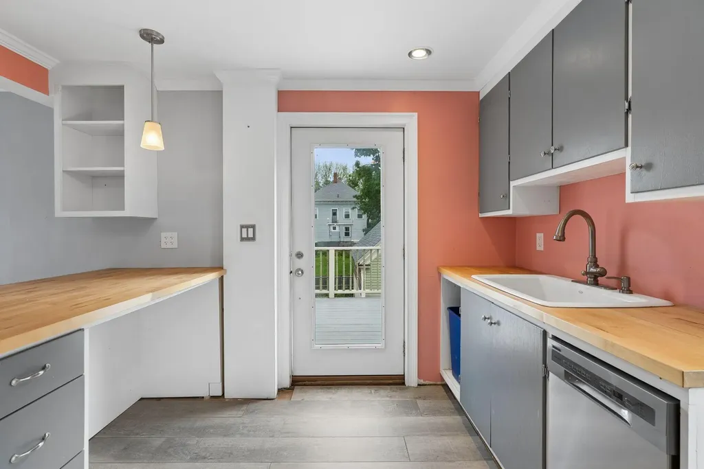 44 William Street Portland ME 04103
