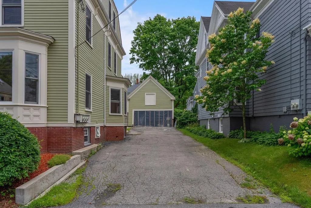44 William Street Portland ME 04103