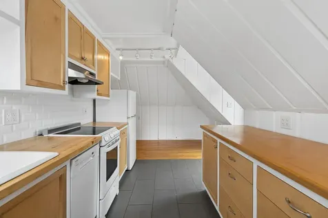 44 William Street Portland ME 04103