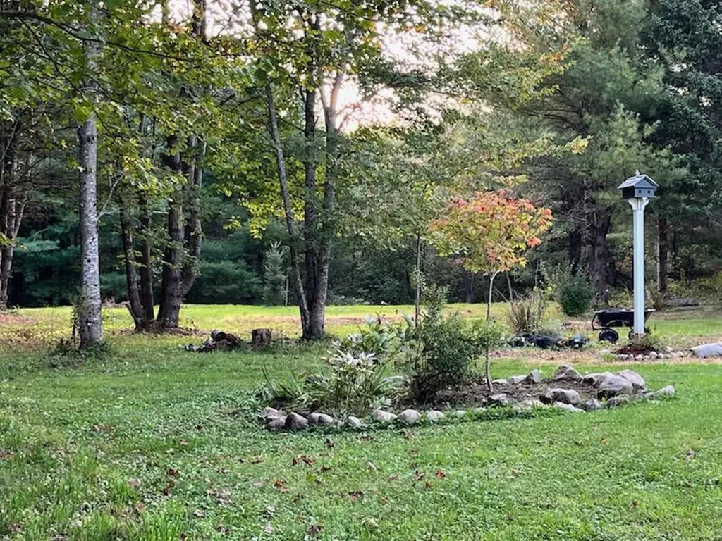 32 Old Fairgrounds Road Readfield ME 04355