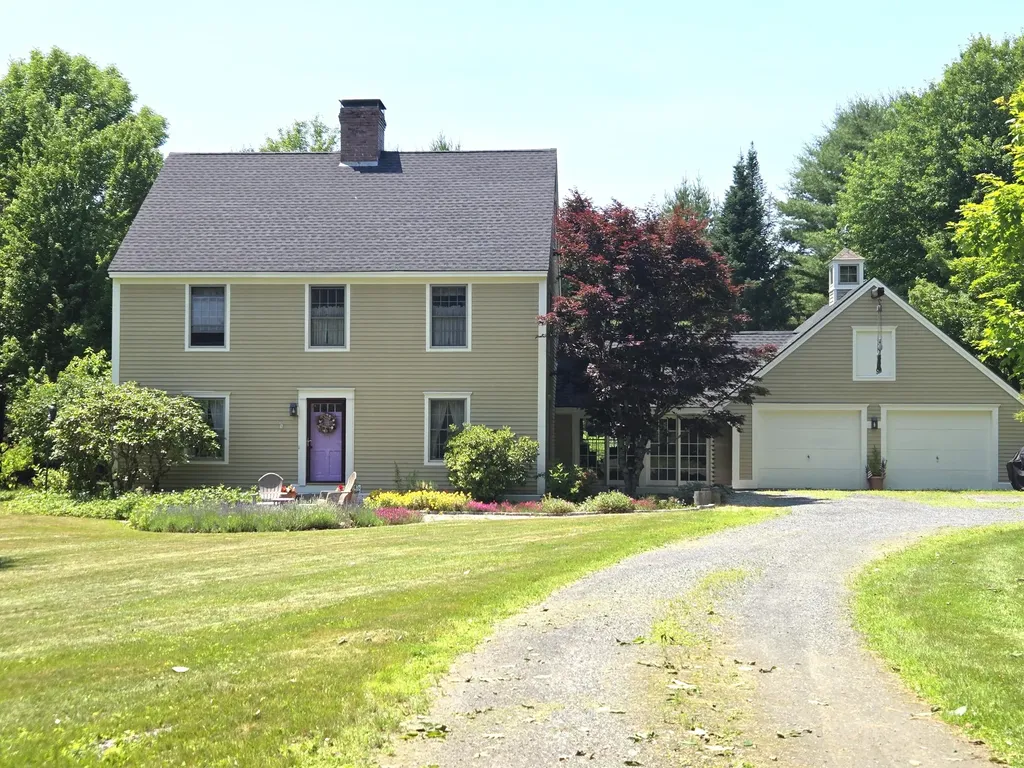 32 Old Fairgrounds Road Readfield ME 04355
