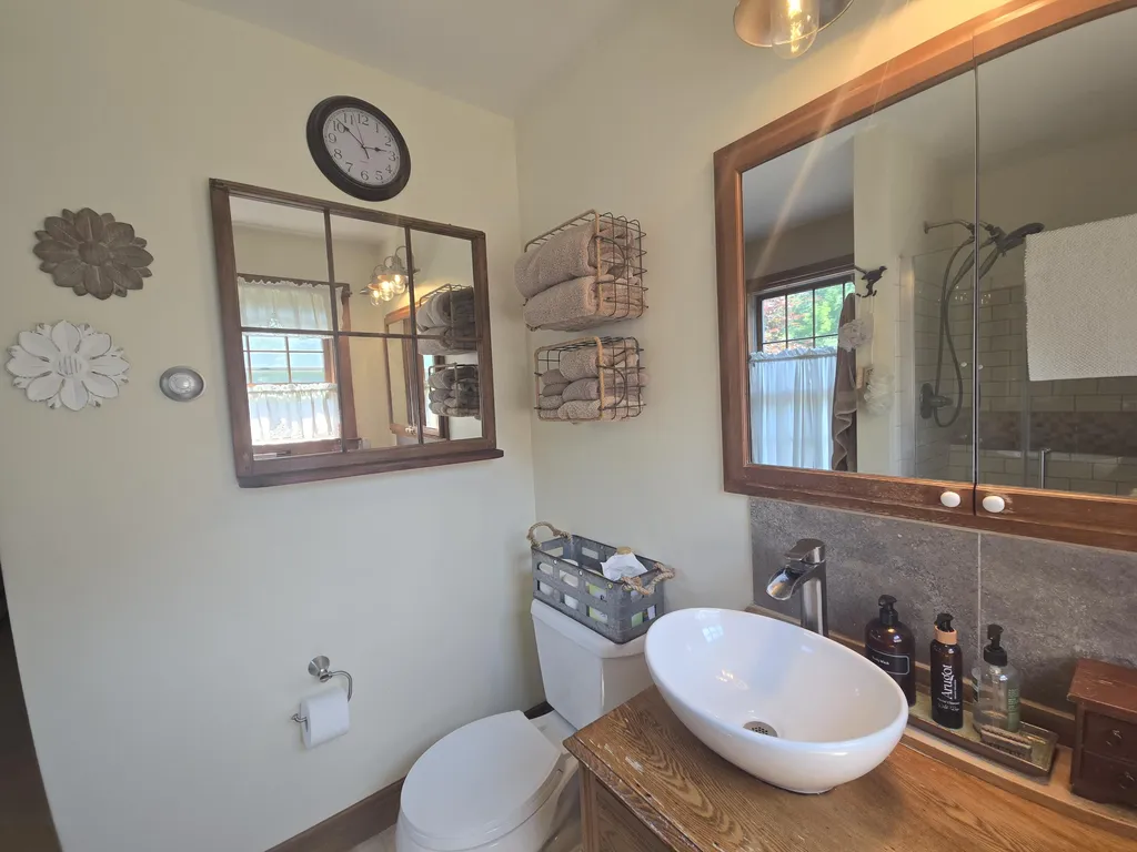 32 Old Fairgrounds Road Readfield ME 04355