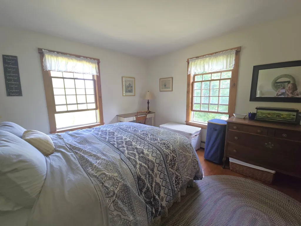 32 Old Fairgrounds Road Readfield ME 04355