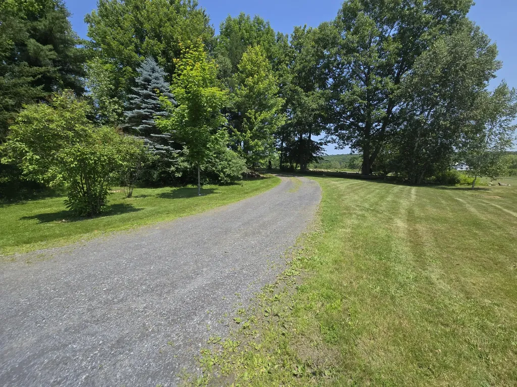 32 Old Fairgrounds Road Readfield ME 04355