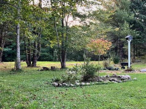 32 Old Fairgrounds Road Readfield ME 04355
