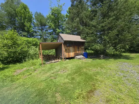 32 Old Fairgrounds Road Readfield ME 04355