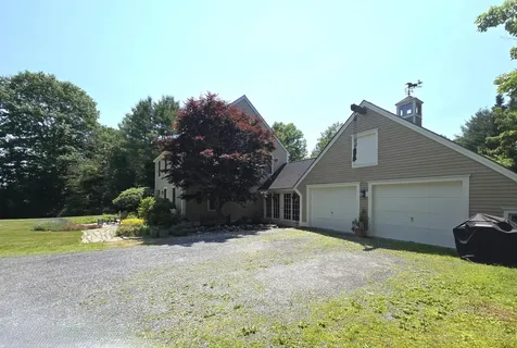 32 Old Fairgrounds Road Readfield ME 04355