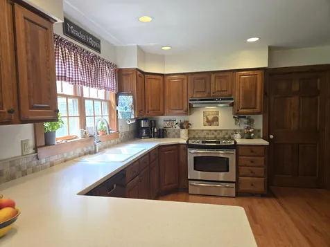 32 Old Fairgrounds Road Readfield ME 04355