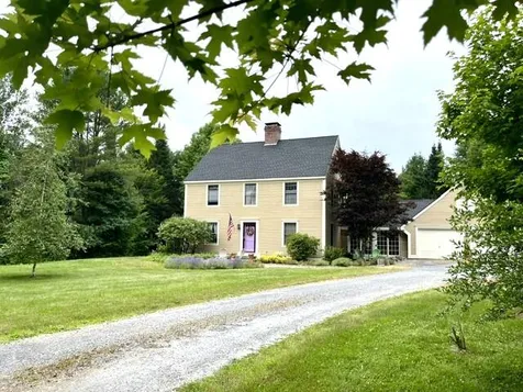 32 Old Fairgrounds Road Readfield ME 04355