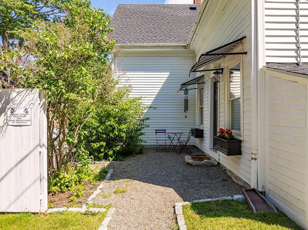 364 Commercial Street Rockport ME 04856
