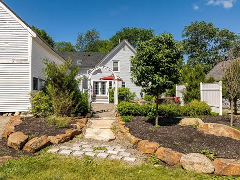 364 Commercial Street Rockport ME 04856