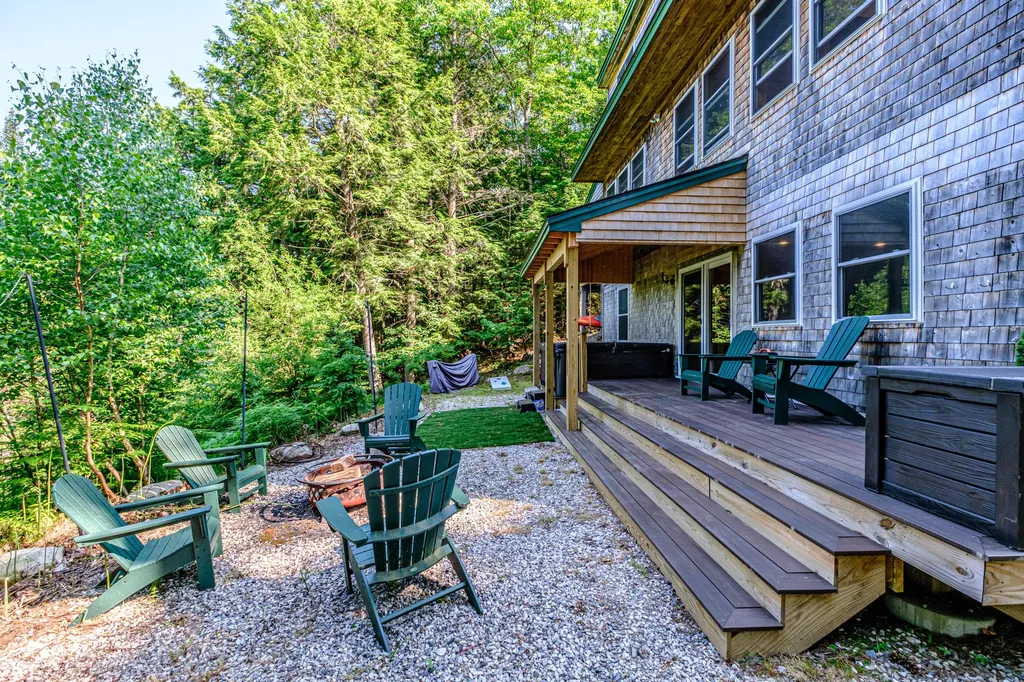 100 Evergreen Road Bridgton ME 04009