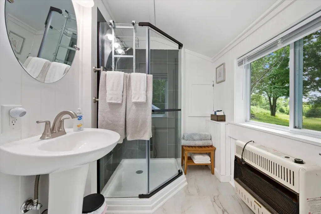19 Perry Lane Amherst ME 04605