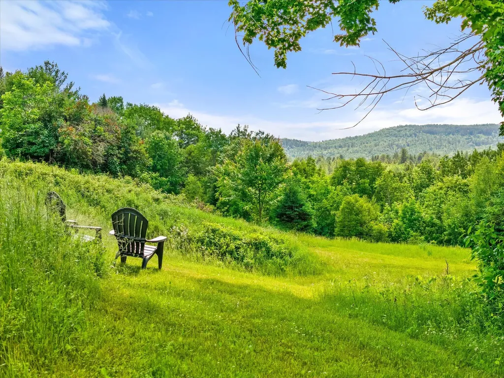 19 Perry Lane Amherst ME 04605
