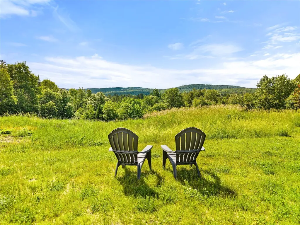 19 Perry Lane Amherst ME 04605