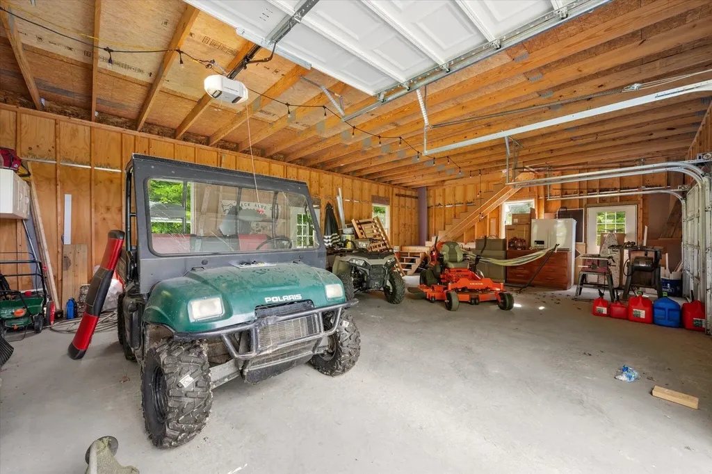 19 Perry Lane Amherst ME 04605