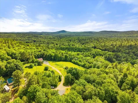 19 Perry Lane Amherst ME 04605