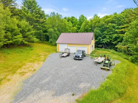 19 Perry Lane Amherst ME 04605