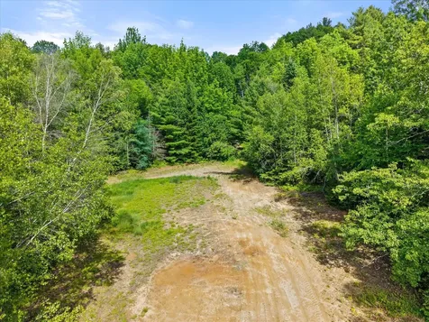 19 Perry Lane Amherst ME 04605