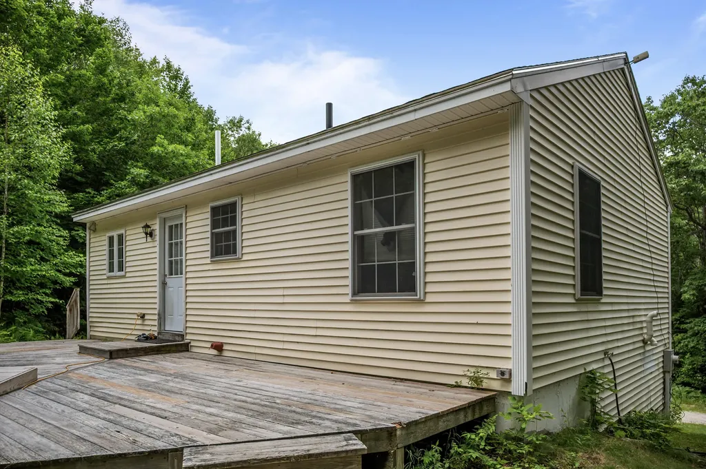 26 Maple Hill Run Hiram ME 04041
