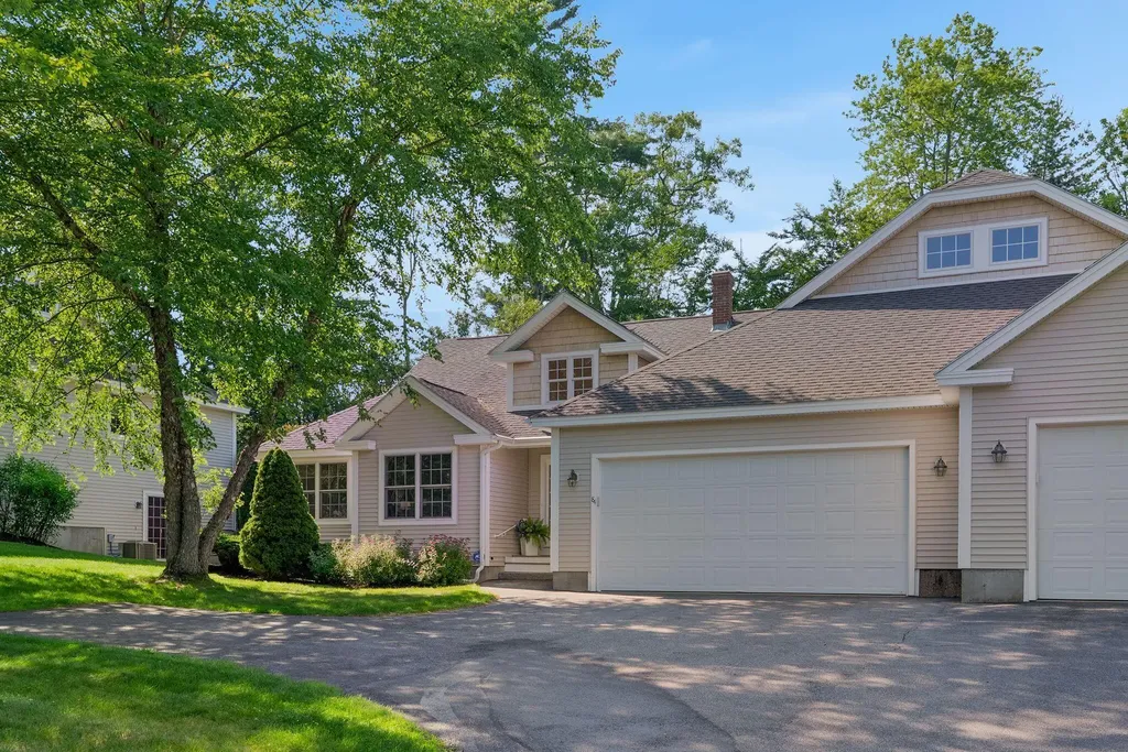 84 Grandview Drive Westbrook ME 04092