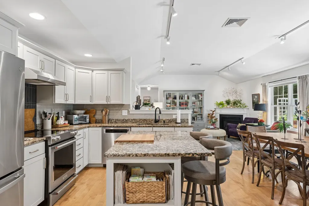 84 Grandview Drive Westbrook ME 04092