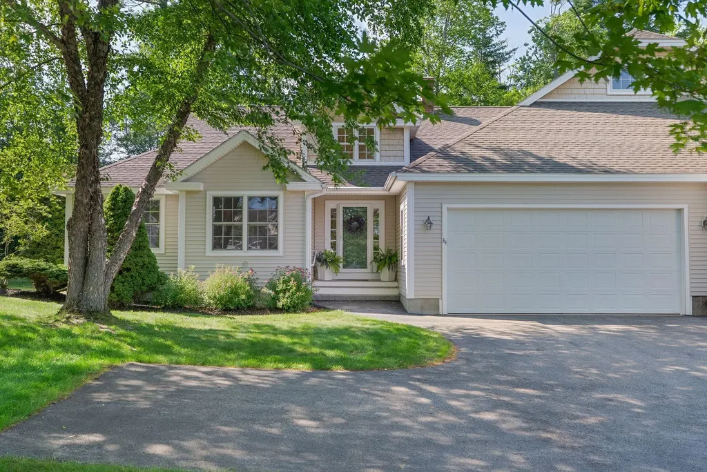 84 Grandview Drive Westbrook ME 04092