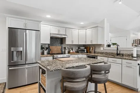 84 Grandview Drive Westbrook ME 04092
