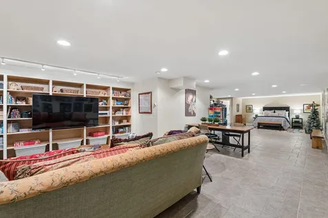 84 Grandview Drive Westbrook ME 04092
