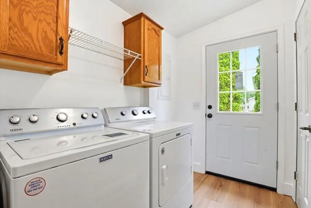 1 Bobcat Lane Berwick ME 03901