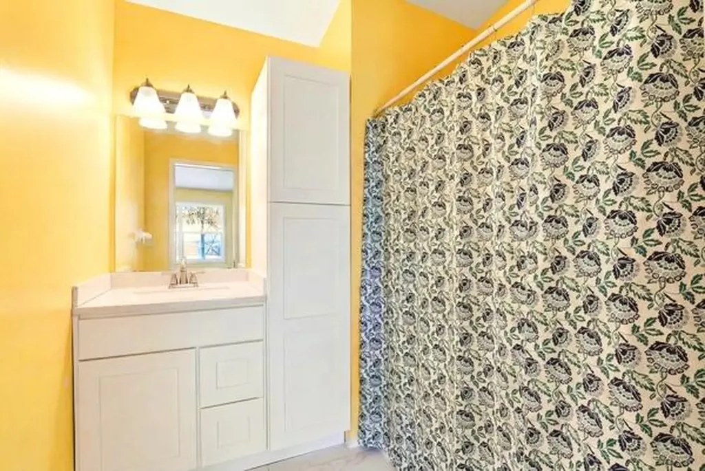 1 Bobcat Lane Berwick ME 03901