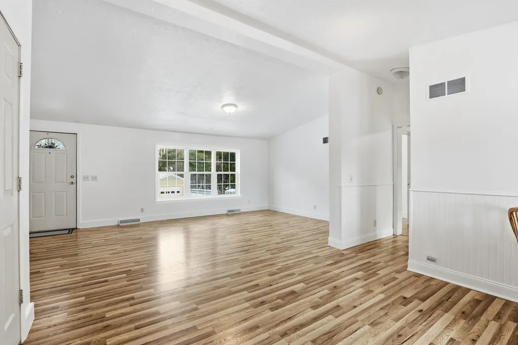 1 Bobcat Lane Berwick ME 03901