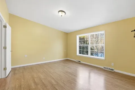 1 Bobcat Lane Berwick ME 03901