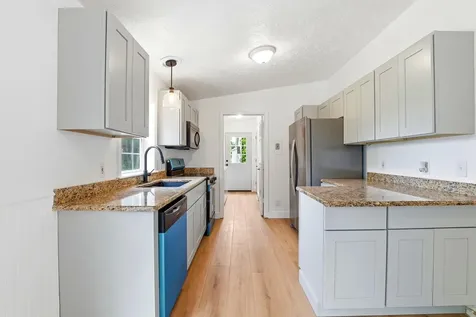 1 Bobcat Lane Berwick ME 03901
