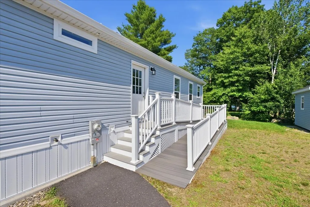 20 Sunset Lane Turner ME 04282