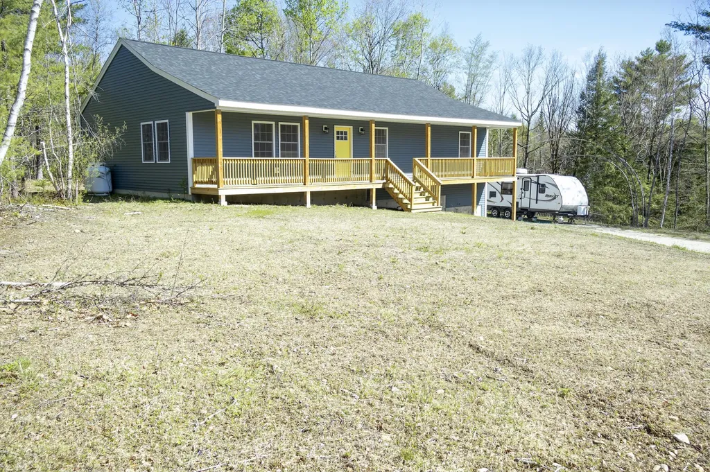 14 Jordan Lane Bridgton ME 04009