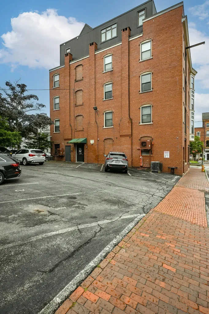 341 Fore Street Portland ME 04101